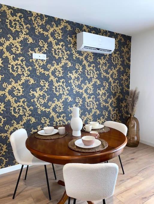 Villa Contemporaine 沙泰勒罗 外观 照片