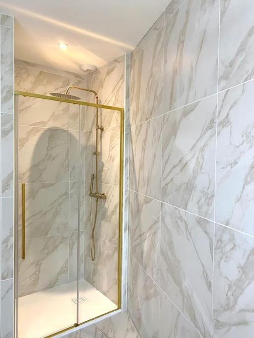 Villa Contemporaine 沙泰勒罗 外观 照片